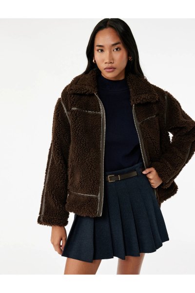 Koton Kadın Suni Süet Astarlı Uzun Kollu Cepli Fermuarlı Kısa Peluş Kaban 6WAK20129EW