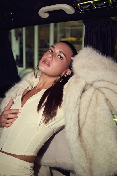 Koton Kadın X Sibil Çetinkaya - Suni Kürk Mont Uzun Kollu Kapüşonlu 6WAK20232EW