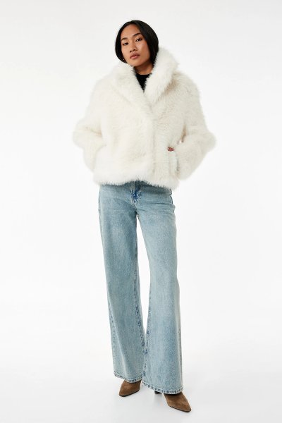 Koton Kadın Kruvaze Yaka Uzun Kollu Kısa Suni Kürk Kaban 6WAK00189EW