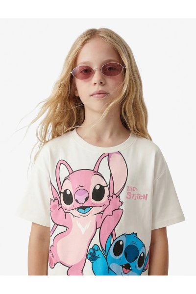 Koton Lisanslı Stitch Baskılı Kısa Kollu Bisiklet Yaka Pamuklu Tişört 6SKG10494AK